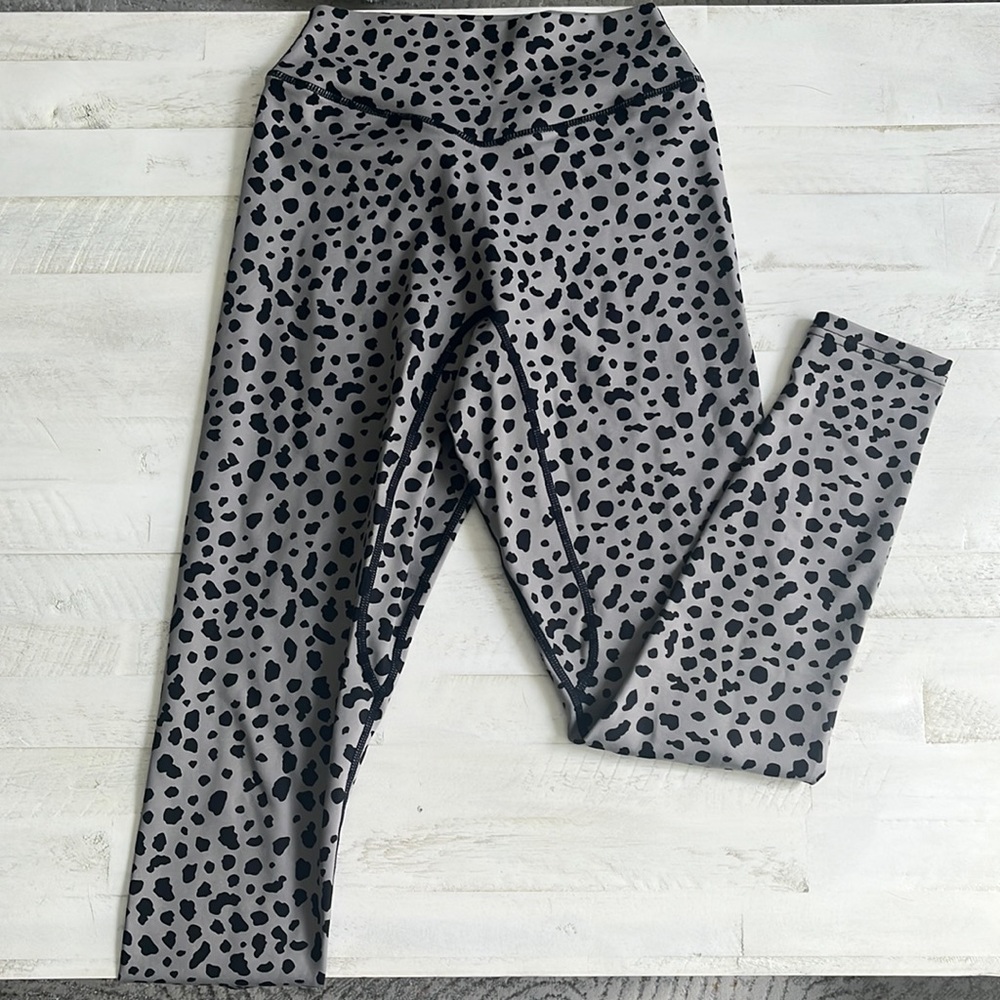 Balance Athletica Ascend Pant - Snow Leopard